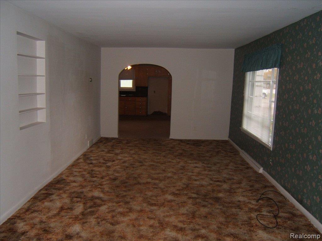 3993 Peet Road New Lothrop, MI 48460 - Photo 5 of 8 Interior