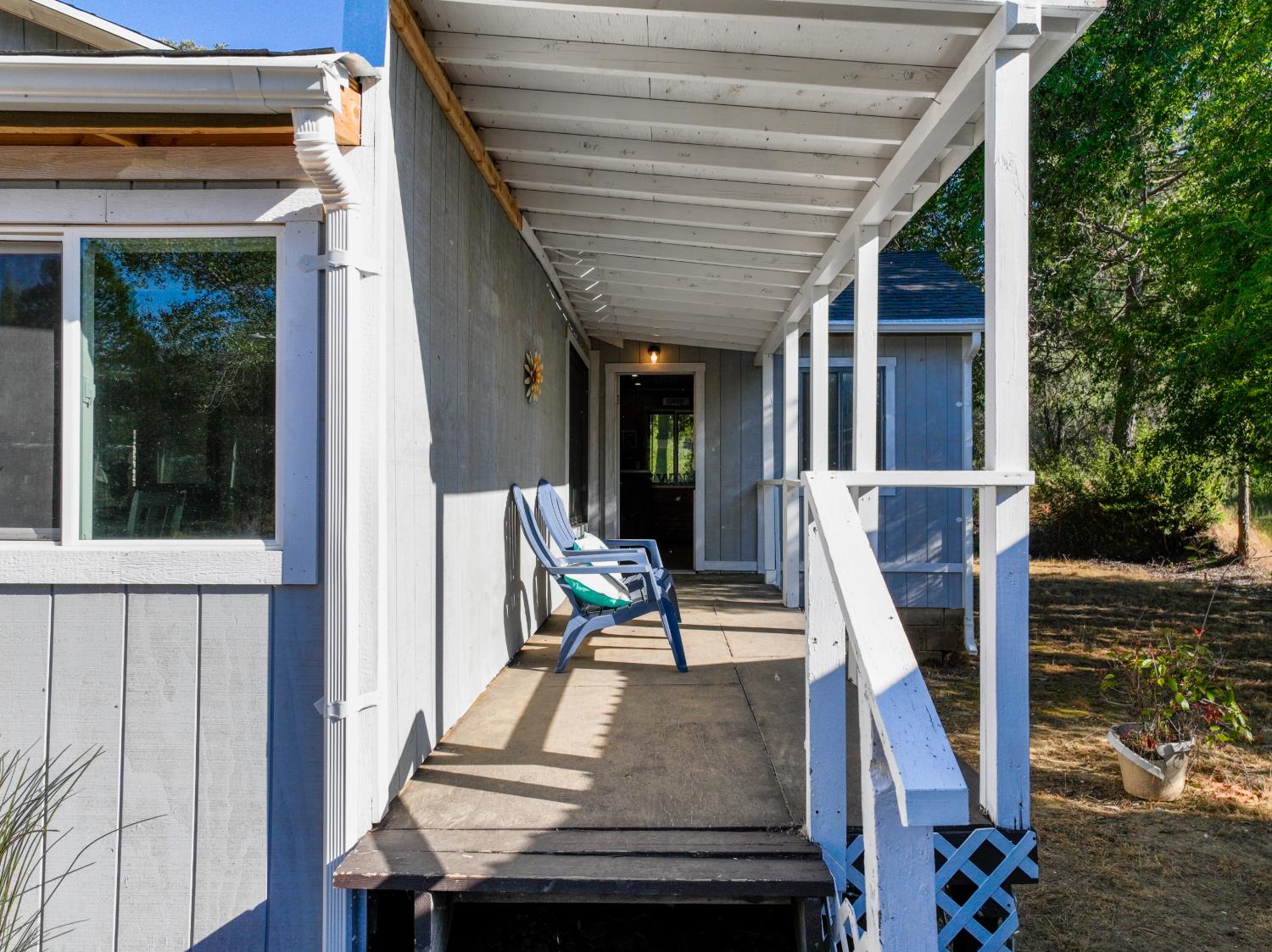 13351 Newtown Road Nevada City, CA 95959 - Photo 29 of 50 a view of deck with patio