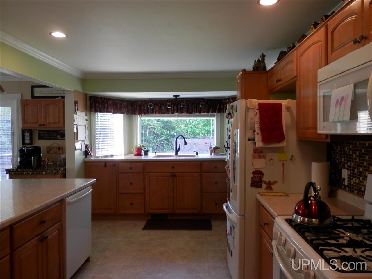16409 Liminga Road Houghton, MI 49931 - Photo 11 of 35 Gallery Image 11