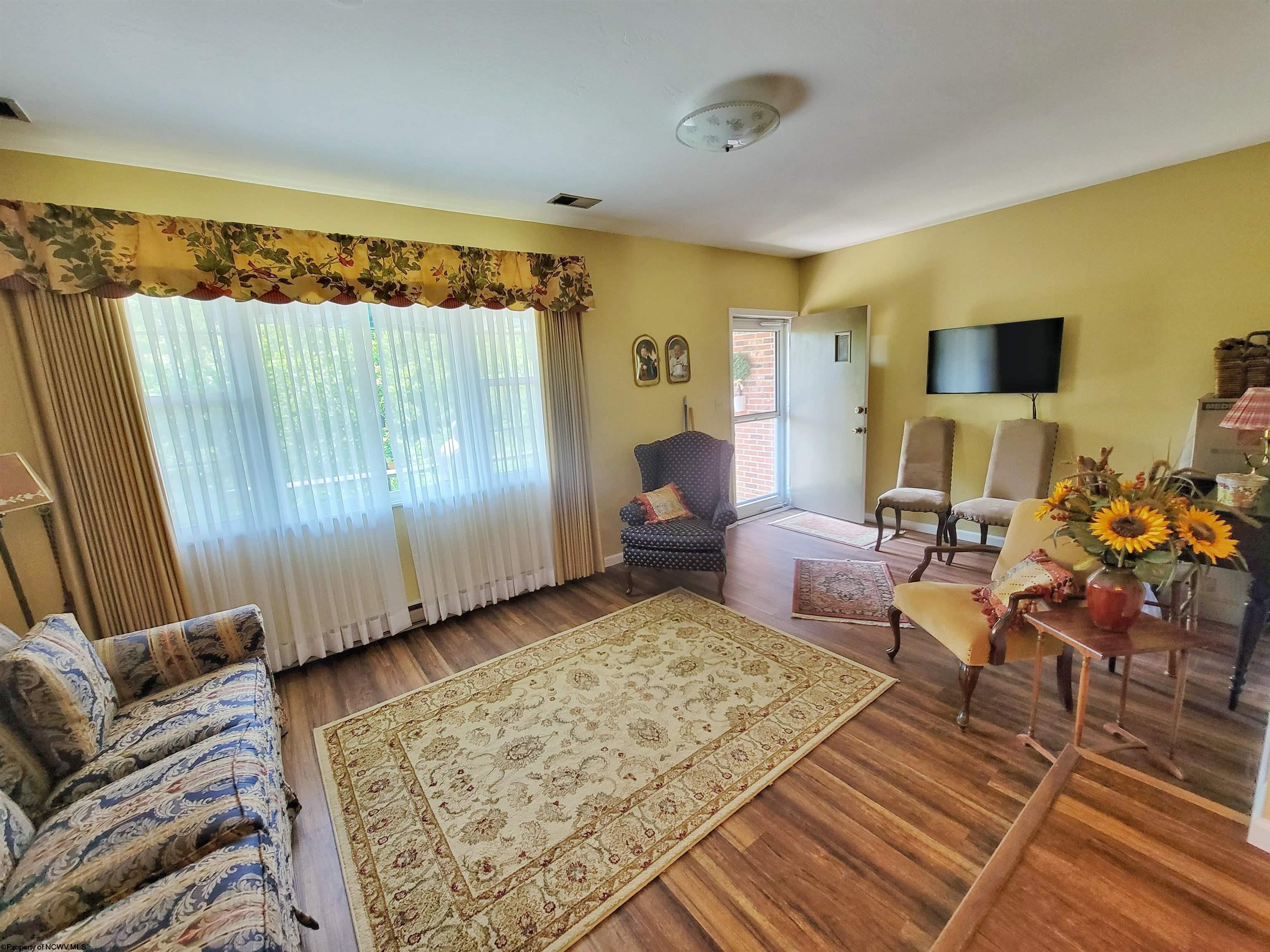 85 Pinewood Road Clarksburg, WV 26301 - Photo 5 of 15 Gallery Image 5