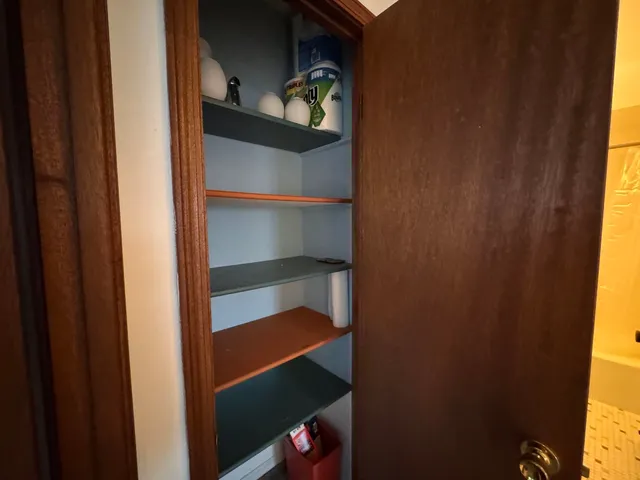 $139,000 | 300 Circle Avenue, Unit 3G, Forest Park, IL 60130