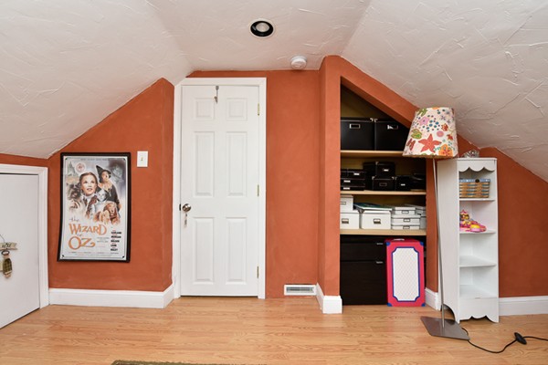 77 Squanto Road Weymouth, MA 02191 - Photo 17 of 24 Gallery Image 17