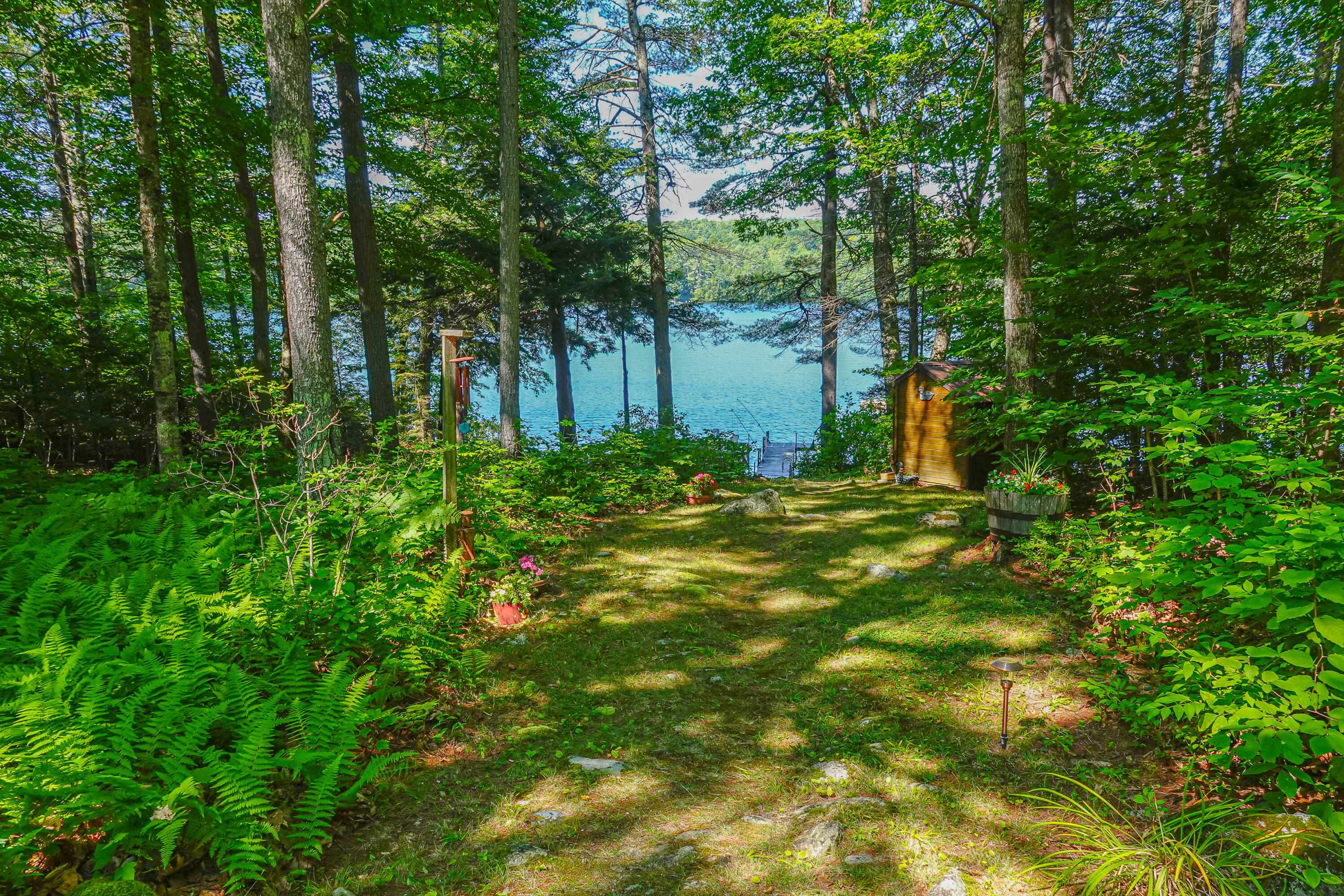 23 Crescent Shore Road Raymond, ME 04071 - Photo 10 of 62 8c