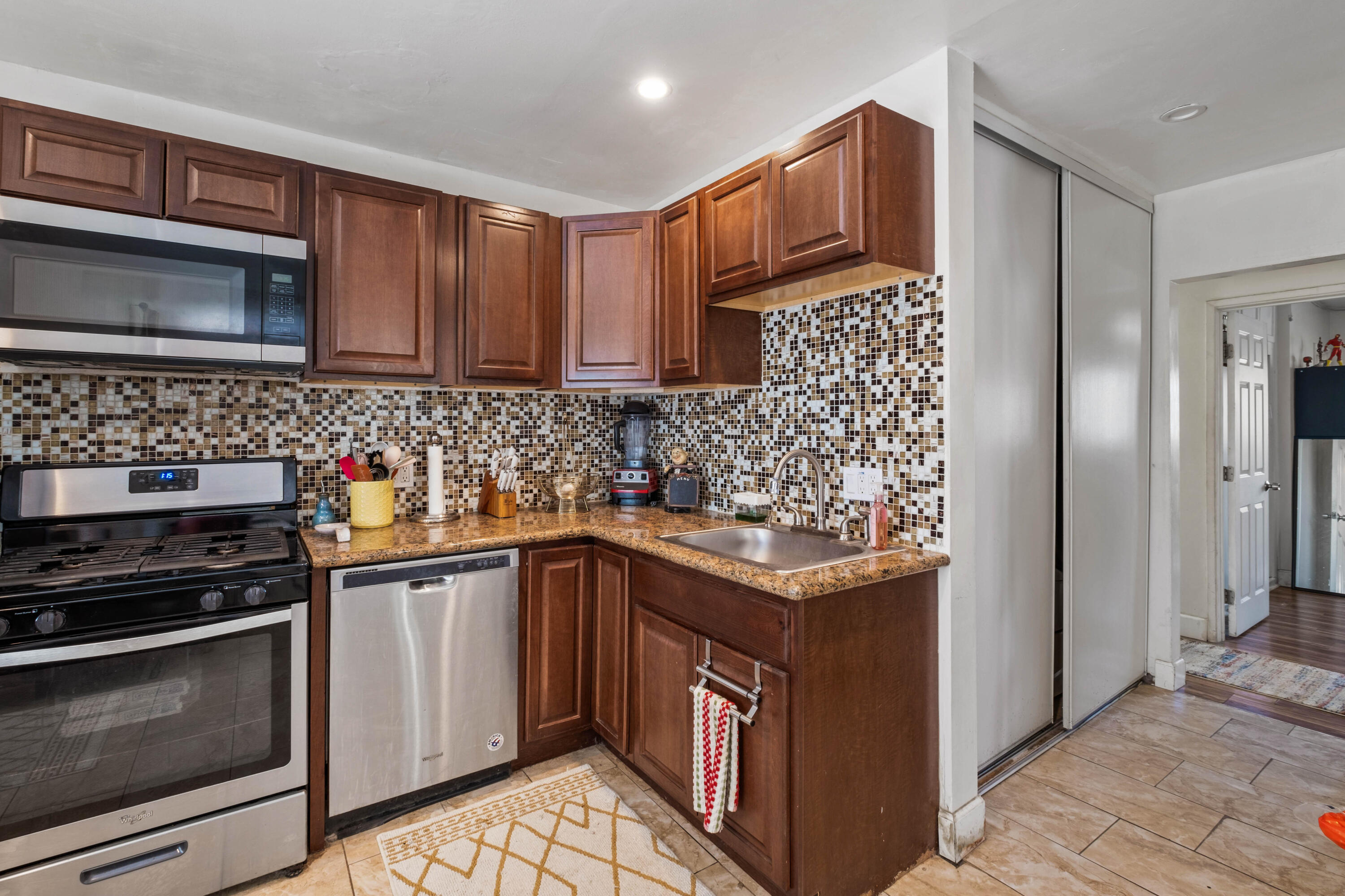 82297 Miles Avenue Indio, CA 92201 - Photo 6 of 14 Kitchen 2