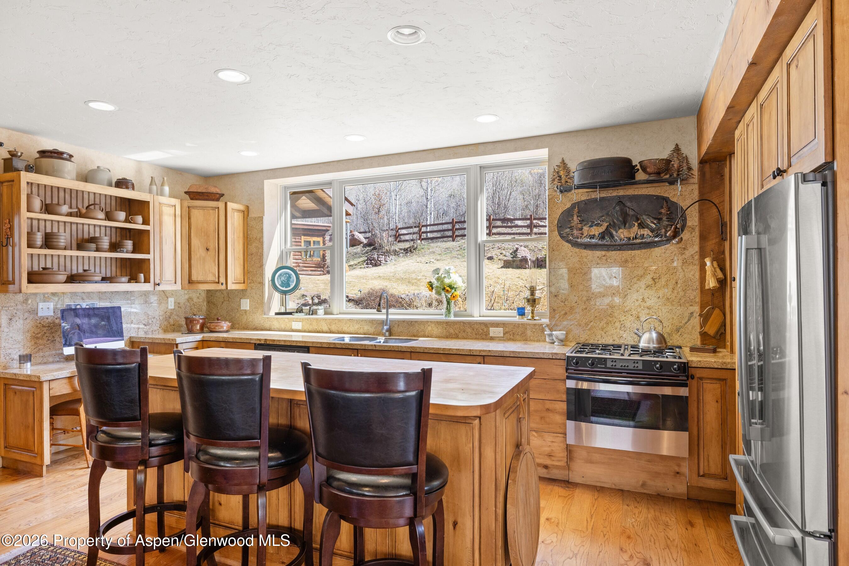 700 Dorais Way Redstone, CO 81623 - Photo 8 of 43 09-700DoraisWay_2603_3523