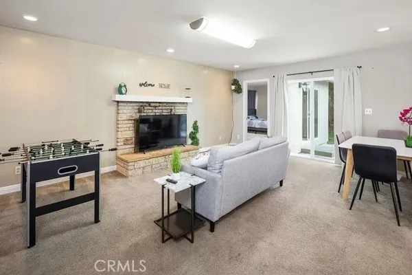 $5,500 | 408 East Jacaranda Avenue, Orange, CA 92867