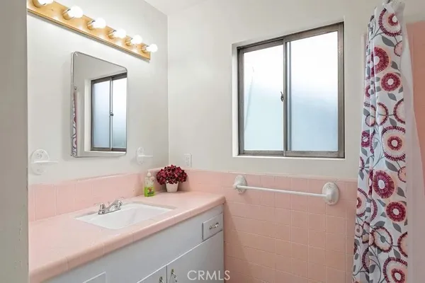 $5,500 | 408 East Jacaranda Avenue, Orange, CA 92867