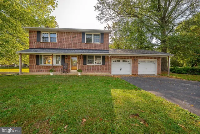 $337,500 | 597 Meetinghouse Road, Upper Chichester, PA 19061