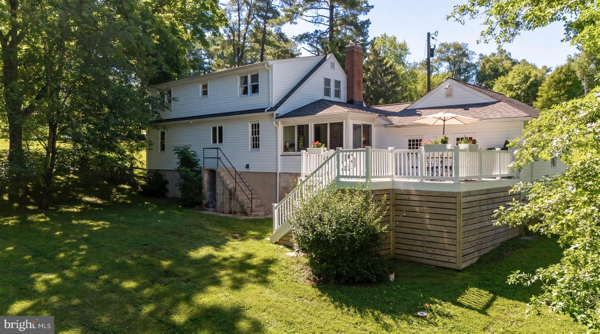 1102 Greenway Road Cockeysville, MD 21030 - Photo 41 of 47 Charming home with spacious deck.
