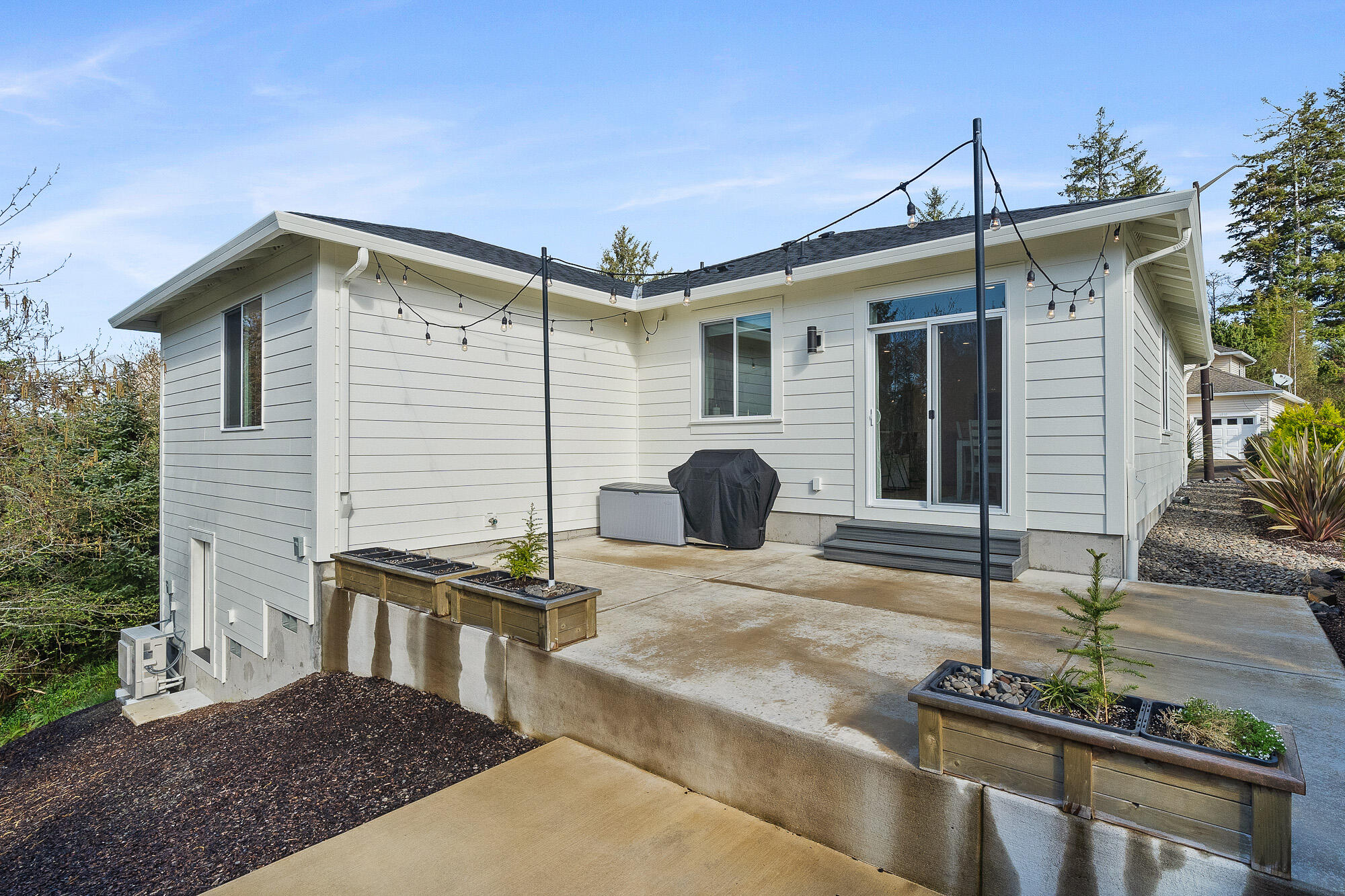 4515 Moondancer Lane Tillamook, OR 97141 - Photo 23 of 25 Back Patio