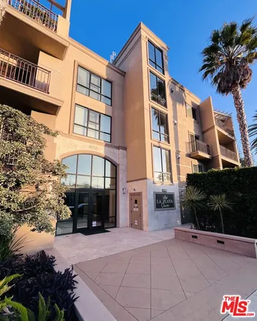 $850,000 | 8238 West Manchester Avenue, Unit 103, Playa del Rey, CA 90293