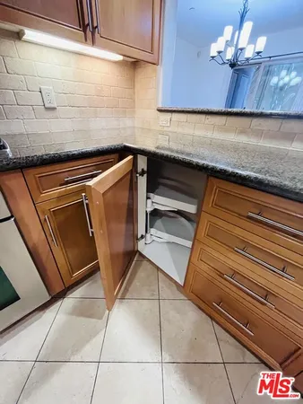 $850,000 | 8238 West Manchester Avenue, Unit 103, Playa del Rey, CA 90293