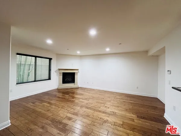 $850,000 | 8238 West Manchester Avenue, Unit 103, Playa del Rey, CA 90293