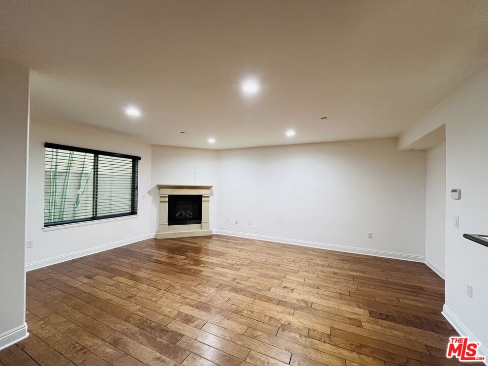 8238 West Manchester Avenue, Unit 103 Playa del Rey, CA 90293 - Photo 15 of 32