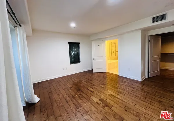 $850,000 | 8238 West Manchester Avenue, Unit 103, Playa del Rey, CA 90293