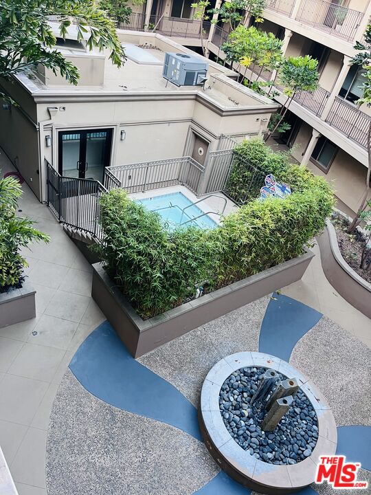 8238 West Manchester Avenue, Unit 103 Playa del Rey, CA 90293 - Photo 4 of 32