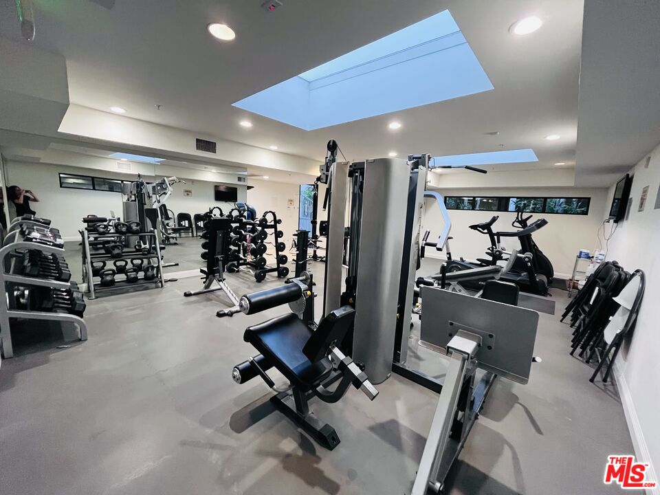8238 West Manchester Avenue, Unit 103 Playa del Rey, CA 90293 - Photo 6 of 32