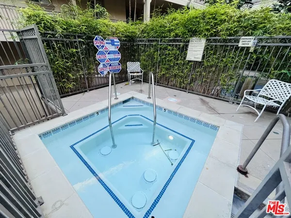 $850,000 | 8238 West Manchester Avenue, Unit 103, Playa del Rey, CA 90293