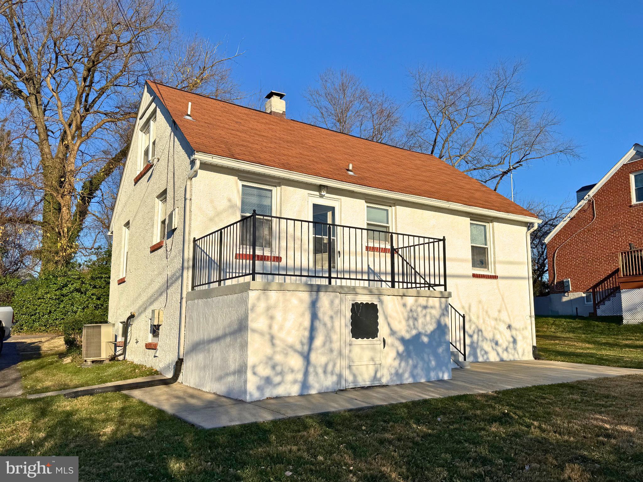 2909 Duncan Lane Parkville, MD 21234 - Photo 3 of 20 a view of a house with a yard