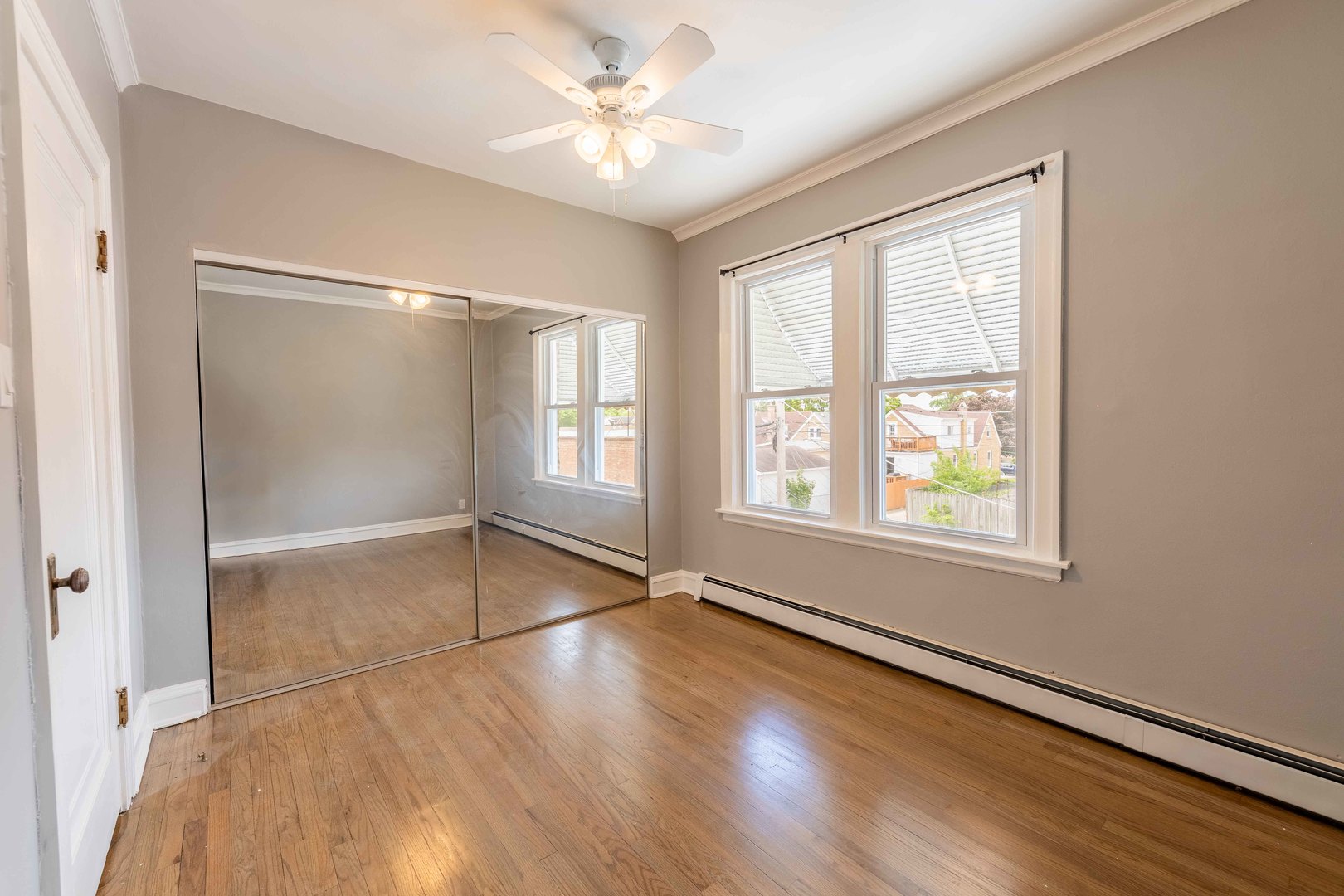 7041 West Addison Street, Unit 2R Chicago, IL 60634 - Photo 16 of 29