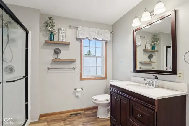 $335,000 | 610 East 1000 North, Fortville, IN 46040