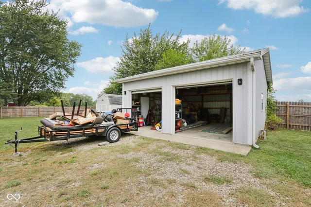 $335,000 | 610 East 1000 North, Fortville, IN 46040