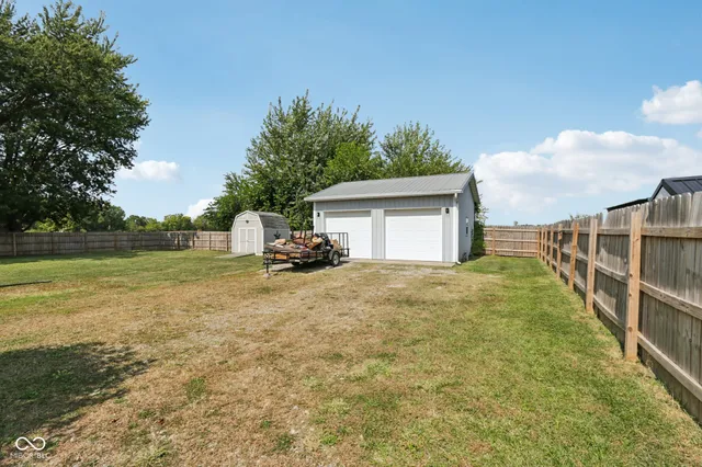 $335,000 | 610 East 1000 North, Fortville, IN 46040