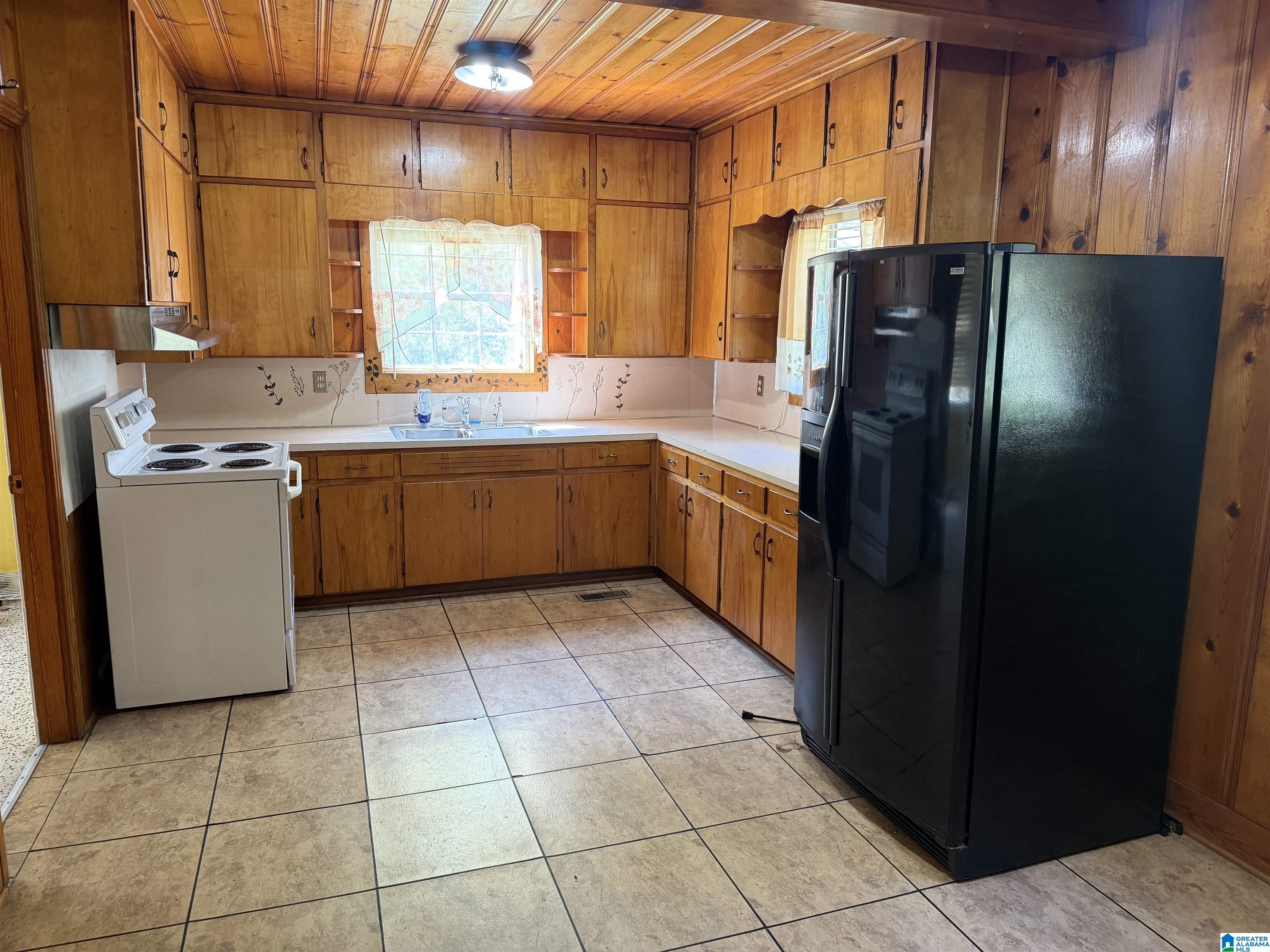 24 West Glade Road Anniston, AL 36206 - Photo 3 of 17