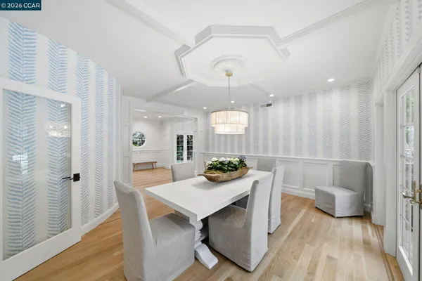 $3,595,000 | 3 Honey Hill Court, Orinda, CA 94563