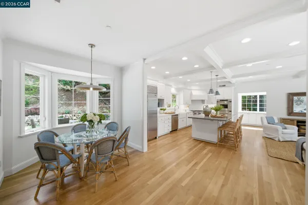 $3,595,000 | 3 Honey Hill Court, Orinda, CA 94563