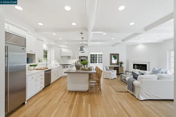 $3,595,000 | 3 Honey Hill Court, Orinda, CA 94563