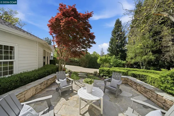 $3,595,000 | 3 Honey Hill Court, Orinda, CA 94563