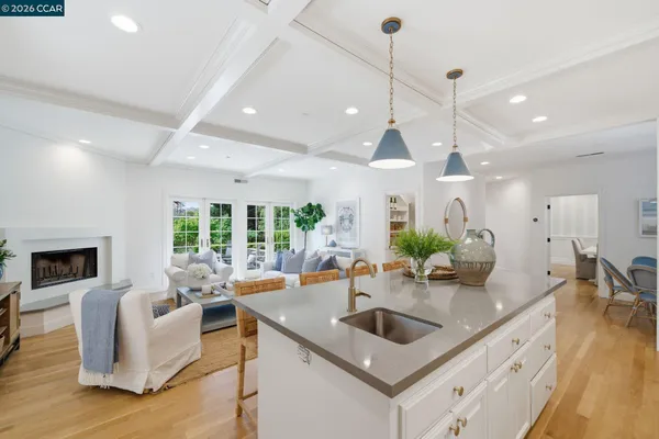 $3,595,000 | 3 Honey Hill Court, Orinda, CA 94563