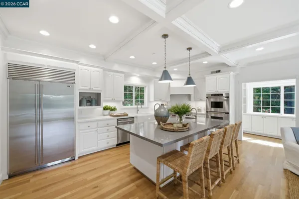 $3,595,000 | 3 Honey Hill Court, Orinda, CA 94563