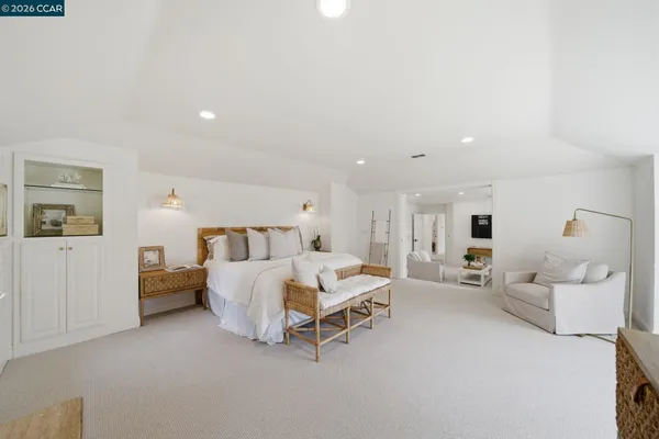 $3,595,000 | 3 Honey Hill Court, Orinda, CA 94563