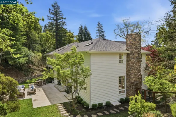 $3,595,000 | 3 Honey Hill Court, Orinda, CA 94563
