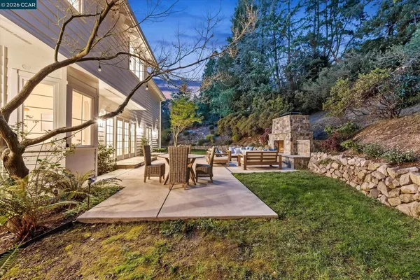 $3,595,000 | 3 Honey Hill Court, Orinda, CA 94563
