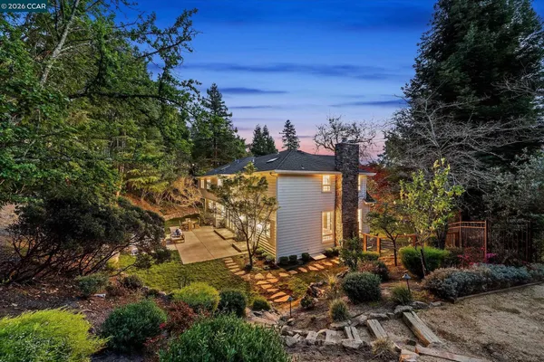 $3,595,000 | 3 Honey Hill Court, Orinda, CA 94563