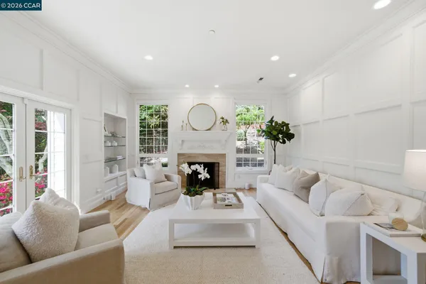 $3,595,000 | 3 Honey Hill Court, Orinda, CA 94563