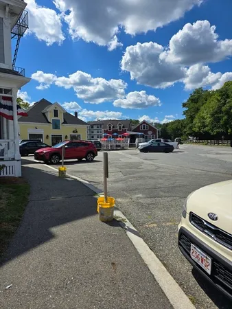 $1,600 | 5 Central Square, Unit 5 1/2, Chelmsford, MA 01824