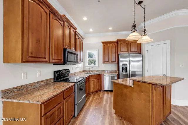 $285,000 | 30 Oak Alley Lane, Long Beach, MS 39560