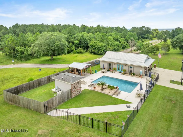 $285,000 | 30 Oak Alley Lane, Long Beach, MS 39560