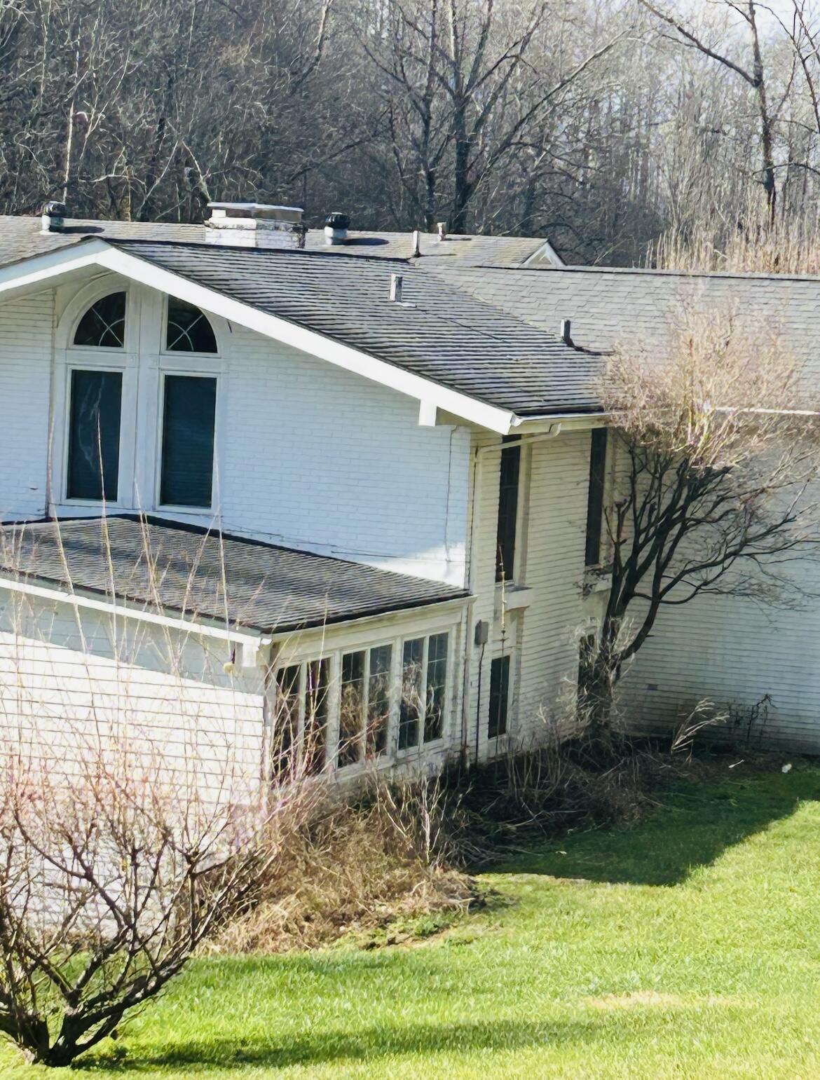 310 Sunny Brook Road Heidrick, KY 40949 - Photo 5 of 68 Left Side of House