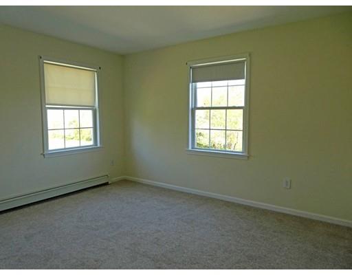 261 Cushman Road Rochester, MA 02770 - Photo 24 of 25 an empty room with a window