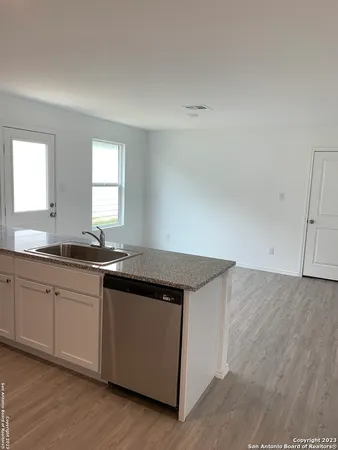 $1,625 | 20314 Andesine, San Antonio, TX 78264