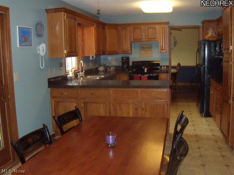 9150 Cambridge Road Chardon, OH 44024 - Photo 18 of 25