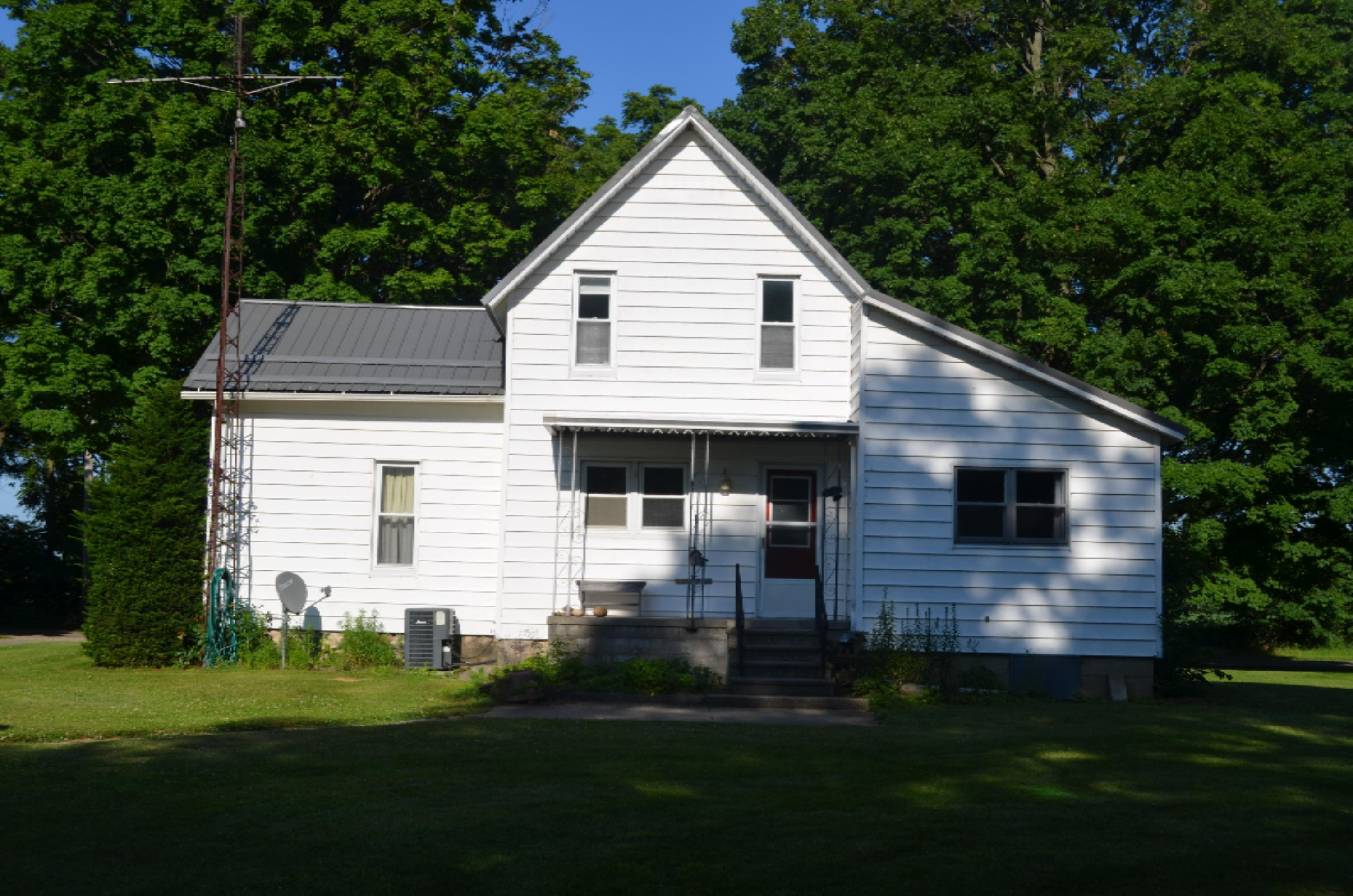 53592 Fulton Road Leonidas, MI 49066 - Photo 2 of 36 DSC_0275
