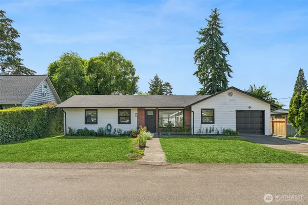 $589,999 | 25733 19th Avenue South, Des Moines, WA 98198