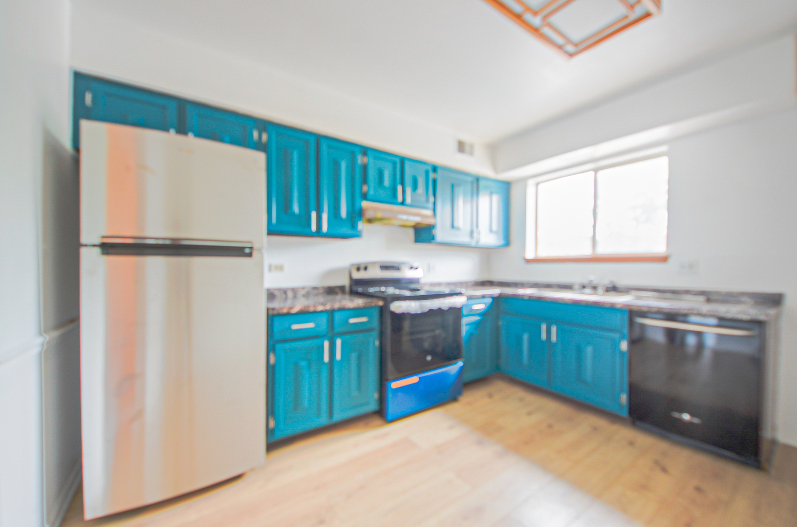 916 South Plum Grove Road, Unit 223 Palatine, IL 60067 - Photo 8 of 14
