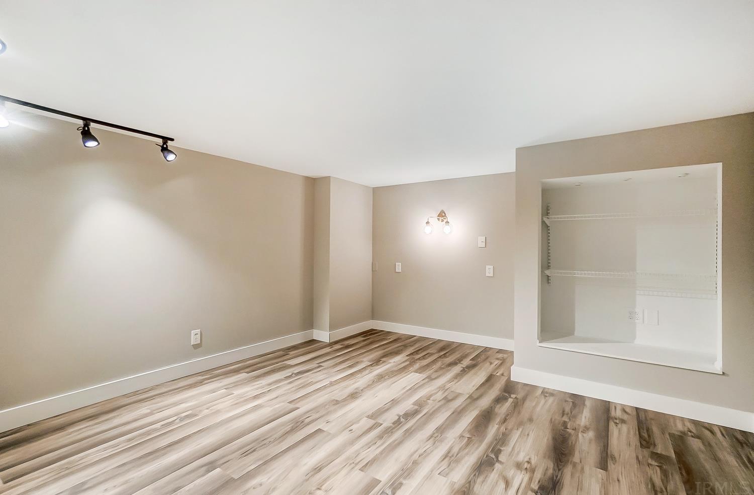 1327 Reckeweg Road Fort Wayne, IN 46804 - Photo 19 of 36